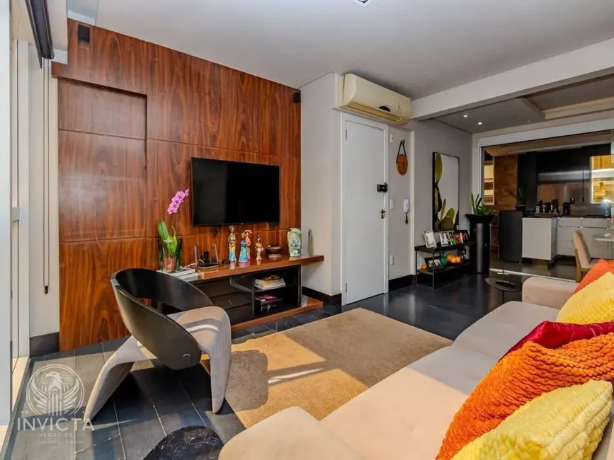 Apartamento com 3 quartos à venda, 209m2 em Balneario Camboriu - SC - imagem 3 Foto 3 de Apartamento com 3 quartos à venda, 209m2 em Balneario Camboriu - SC