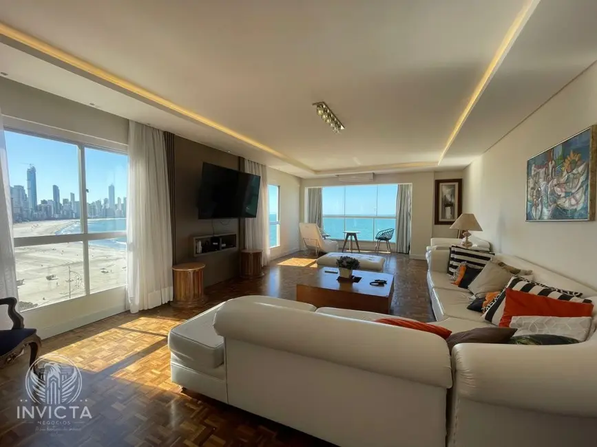 Foto 2 de Apartamento com 3 quartos à venda, 100m2 em Centro, Balneario Camboriu - SC