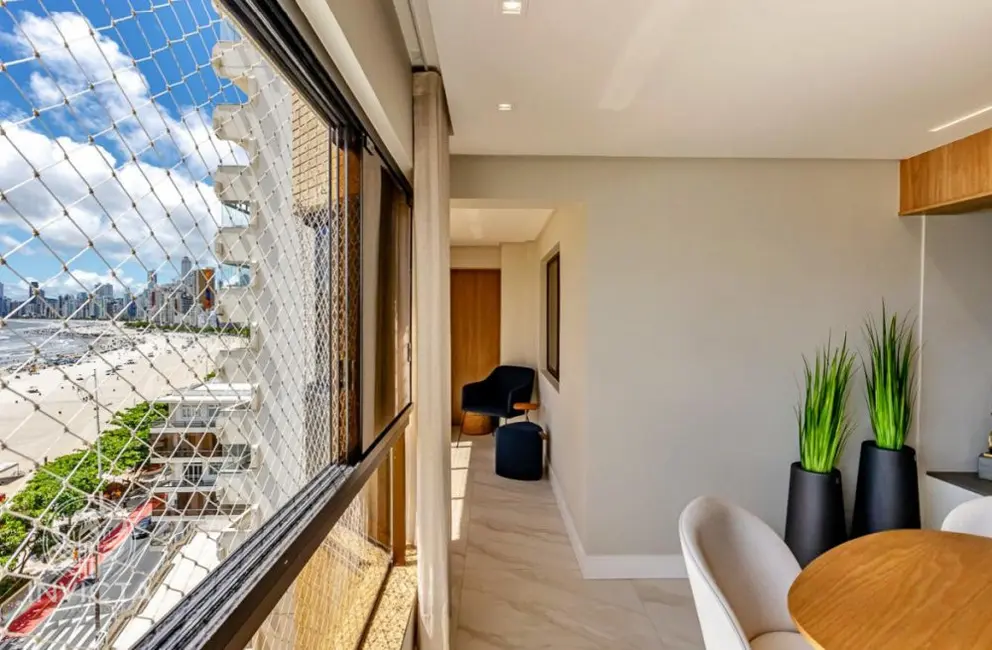 Apartamento com 4 quartos à venda, 169m2 em Centro, Balneario Camboriu - SC - imagem 9 Foto 9 de Apartamento com 4 quartos à venda, 169m2 em Centro, Balneario Camboriu - SC