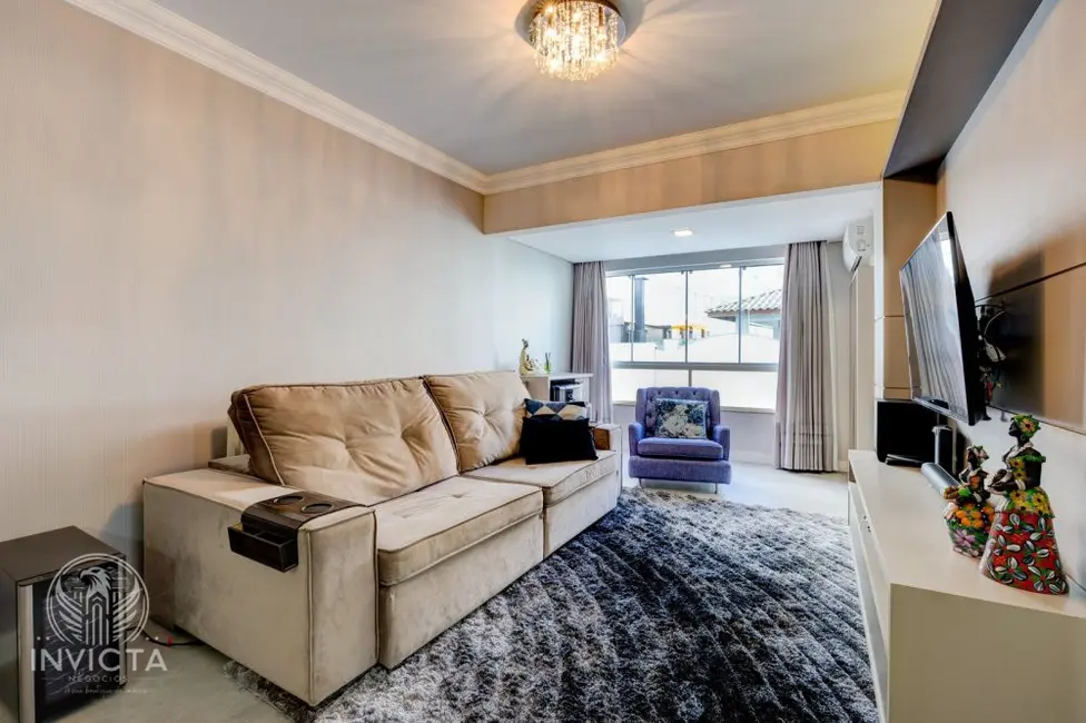 Apartamento com 3 quartos à venda, 135m2 em Centro, Balneario Camboriu - SC - imagem 2 Foto 2 de Apartamento com 3 quartos à venda, 135m2 em Centro, Balneario Camboriu - SC