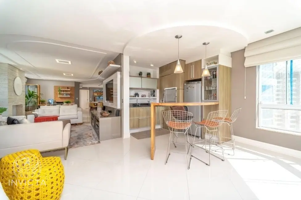 Apartamento com 3 quartos à venda, 298m2 em Balneario Camboriu - SC - imagem 3 Foto 3 de Apartamento com 3 quartos à venda, 298m2 em Balneario Camboriu - SC