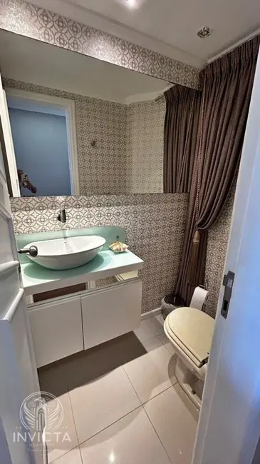 Apartamento com 3 quartos à venda, 175m2 em Balneario Camboriu - SC - imagem 7 Foto 7 de Apartamento com 3 quartos à venda, 175m2 em Balneario Camboriu - SC