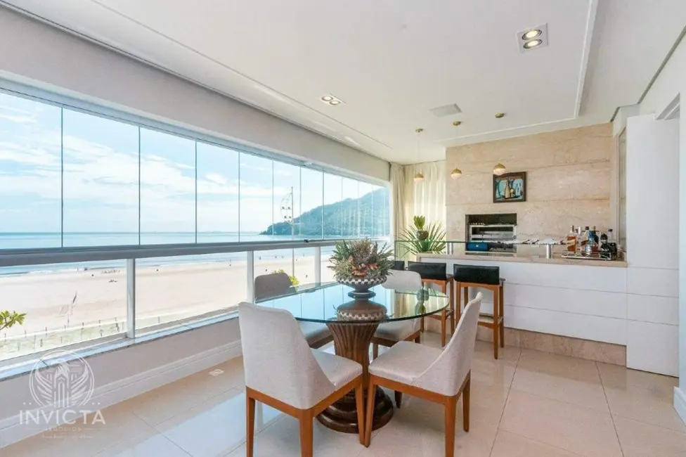 Apartamento com 3 quartos à venda, 207m2 em Centro, Balneario Camboriu - SC - imagem 7 Foto 7 de Apartamento com 3 quartos à venda, 207m2 em Centro, Balneario Camboriu - SC