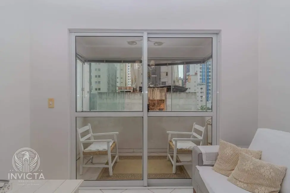 Apartamento com 2 quartos à venda, 81m2 em Centro, Balneario Camboriu - SC - imagem 6 Foto 6 de Apartamento com 2 quartos à venda, 81m2 em Centro, Balneario Camboriu - SC