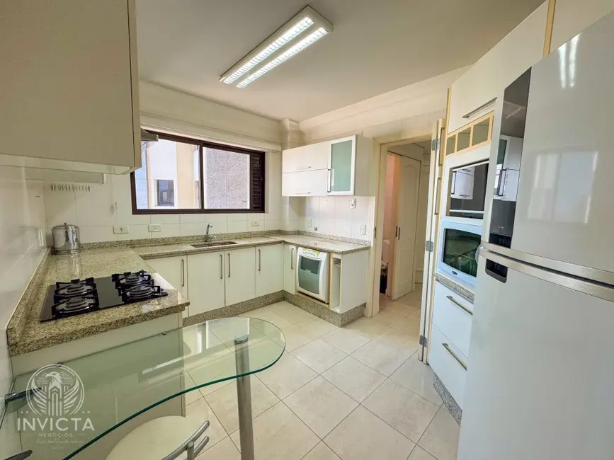 Apartamento com 3 quartos à venda, 179m2 em Centro, Balneario Camboriu - SC - imagem 9 Foto 9 de Apartamento com 3 quartos à venda, 179m2 em Centro, Balneario Camboriu - SC