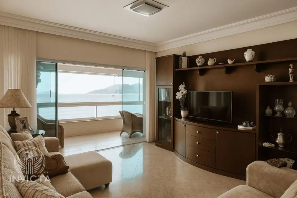Apartamento com 3 quartos à venda, 165m2 em Balneario Camboriu - SC - imagem 3 Foto 3 de Apartamento com 3 quartos à venda, 165m2 em Balneario Camboriu - SC