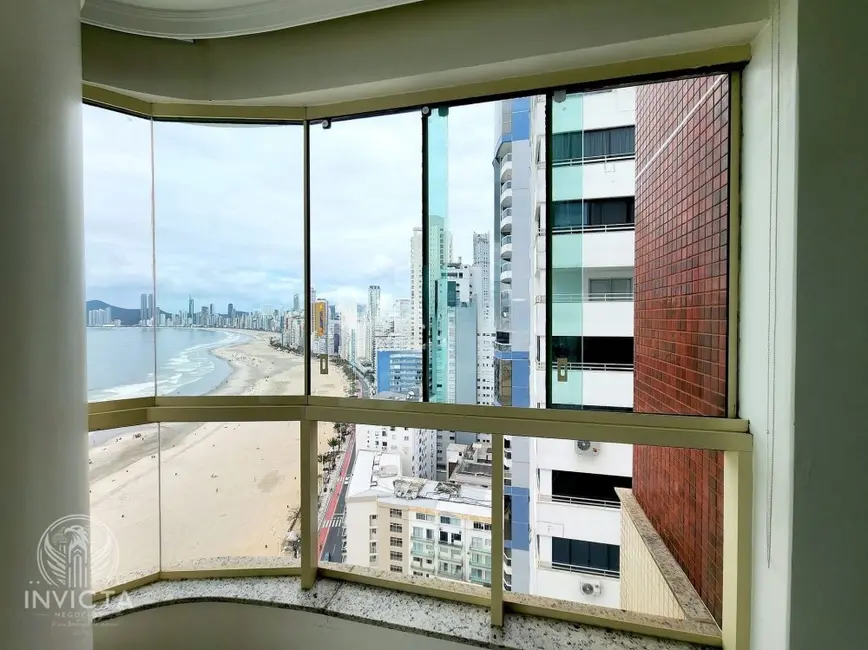 Apartamento com 3 quartos à venda, 200m2 em Centro, Balneario Camboriu - SC - imagem 5 Foto 5 de Apartamento com 3 quartos à venda, 200m2 em Centro, Balneario Camboriu - SC