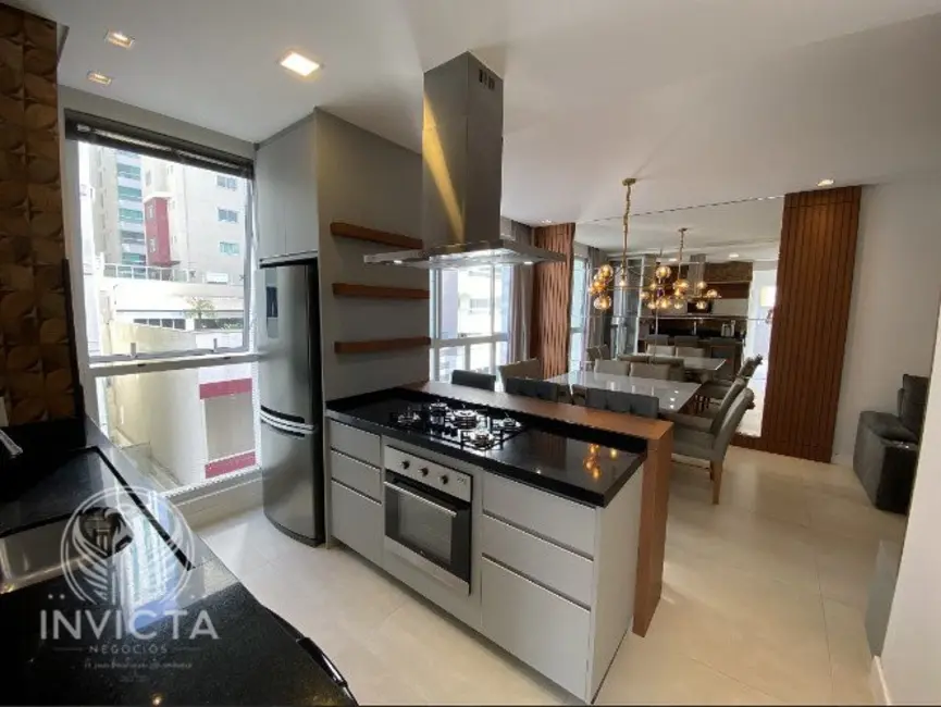 Apartamento com 3 quartos à venda, 197m2 em Centro, Balneario Camboriu - SC - imagem 5 Foto 5 de Apartamento com 3 quartos à venda, 197m2 em Centro, Balneario Camboriu - SC