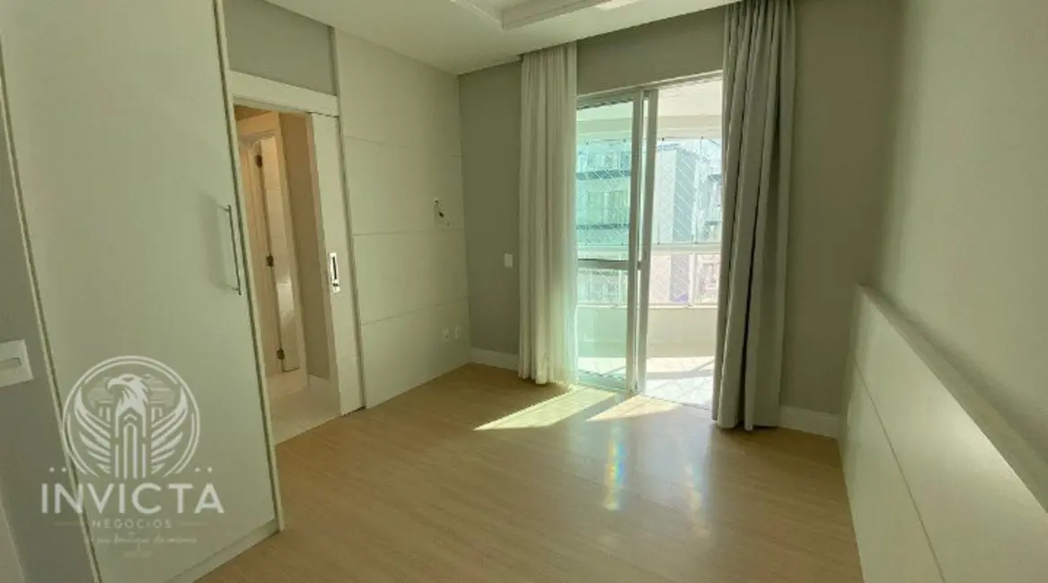 Foto 2 de Apartamento com 3 quartos à venda, 139m2 em Centro, Balneario Camboriu - SC