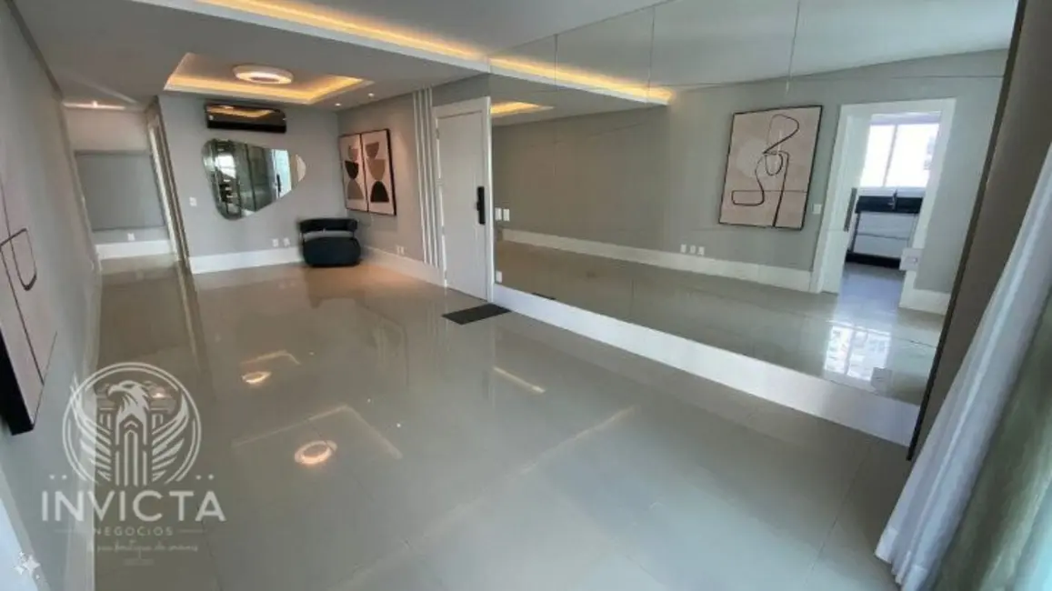 Foto 1 de Apartamento com 3 quartos à venda, 139m2 em Centro, Balneario Camboriu - SC