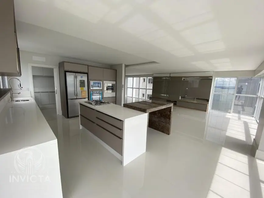 Apartamento com 4 quartos à venda, 237m2 em Centro, Balneario Camboriu - SC - imagem 9 Foto 9 de Apartamento com 4 quartos à venda, 237m2 em Centro, Balneario Camboriu - SC