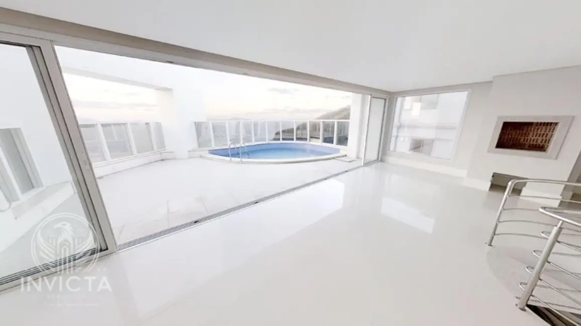 Foto 1 de Cobertura com 6 quartos à venda, 490m2 em Centro, Balneario Camboriu - SC
