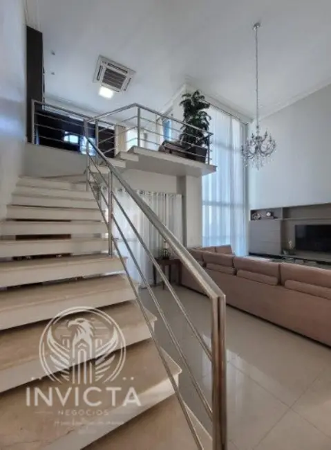 Apartamento com 3 quartos à venda, 252m2 em Centro, Balneario Camboriu - SC - imagem 8 Foto 8 de Apartamento com 3 quartos à venda, 252m2 em Centro, Balneario Camboriu - SC