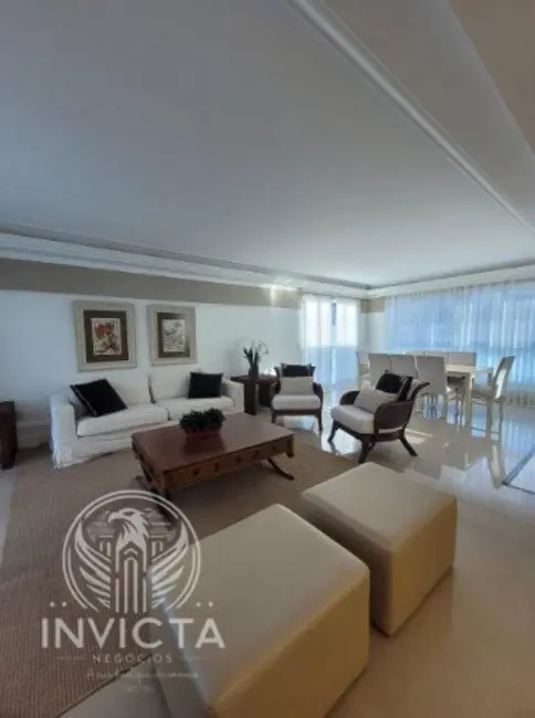 Apartamento com 3 quartos à venda, 252m2 em Centro, Balneario Camboriu - SC - imagem 6 Foto 6 de Apartamento com 3 quartos à venda, 252m2 em Centro, Balneario Camboriu - SC