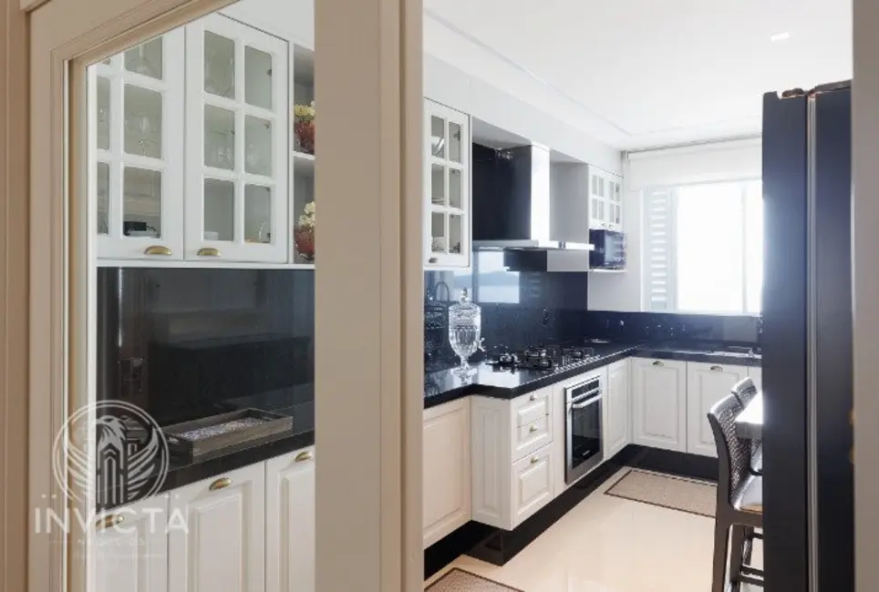 Apartamento com 4 quartos à venda, 167m2 em Centro, Balneario Camboriu - SC - imagem 6 Foto 6 de Apartamento com 4 quartos à venda, 167m2 em Centro, Balneario Camboriu - SC