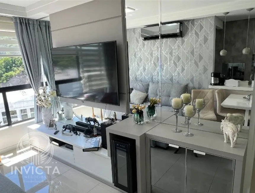 Apartamento com 2 quartos à venda, 57m2 em Centro, Balneario Camboriu - SC - imagem 7 Foto 7 de Apartamento com 2 quartos à venda, 57m2 em Centro, Balneario Camboriu - SC