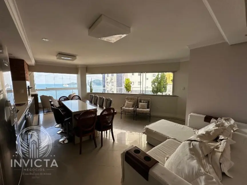 Apartamento com 4 quartos à venda, 250m2 em Centro, Balneario Camboriu - SC - imagem 3 Foto 3 de Apartamento com 4 quartos à venda, 250m2 em Centro, Balneario Camboriu - SC