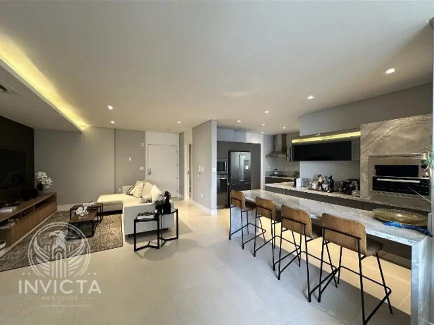 Apartamento com 3 quartos à venda, 153m2 em Centro, Balneario Camboriu - SC - imagem 5 Foto 5 de Apartamento com 3 quartos à venda, 153m2 em Centro, Balneario Camboriu - SC