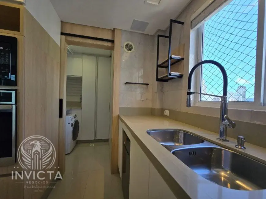 Apartamento com 3 quartos à venda, 136m2 em Centro, Balneario Camboriu - SC - imagem 6 Foto 6 de Apartamento com 3 quartos à venda, 136m2 em Centro, Balneario Camboriu - SC