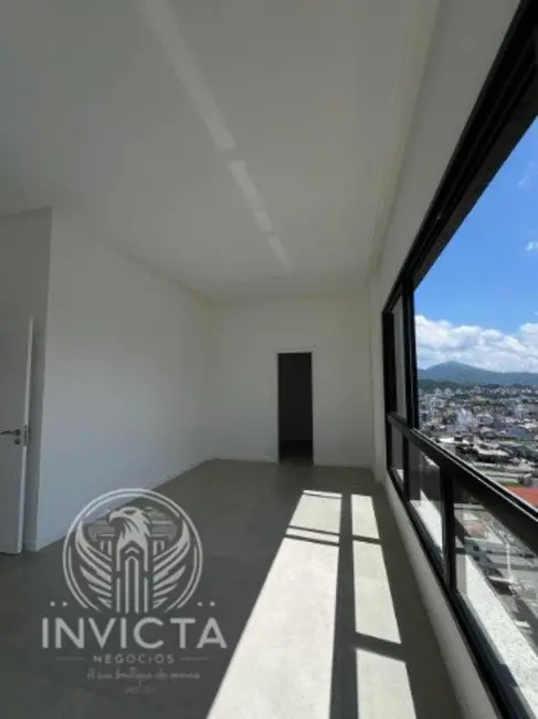 Foto 5 de Cobertura com 4 quartos à venda, 264m2 em Centro, Balneario Camboriu - SC