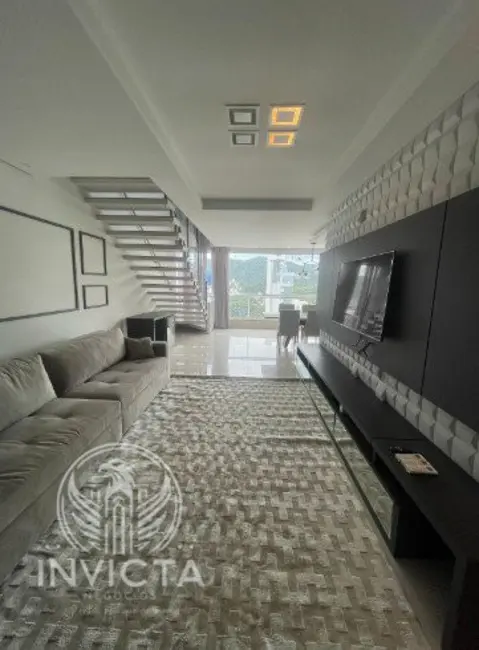 Foto 2 de Cobertura com 2 quartos à venda, 243m2 em Centro, Balneario Camboriu - SC