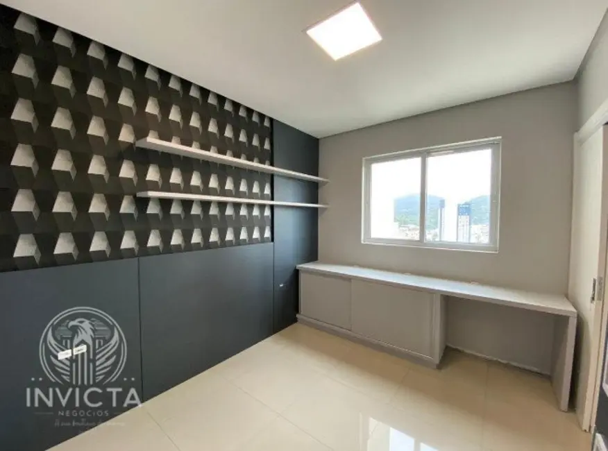 Foto 7 de Apartamento com 4 quartos à venda, 133m2 em Pioneiros, Balneario Camboriu - SC