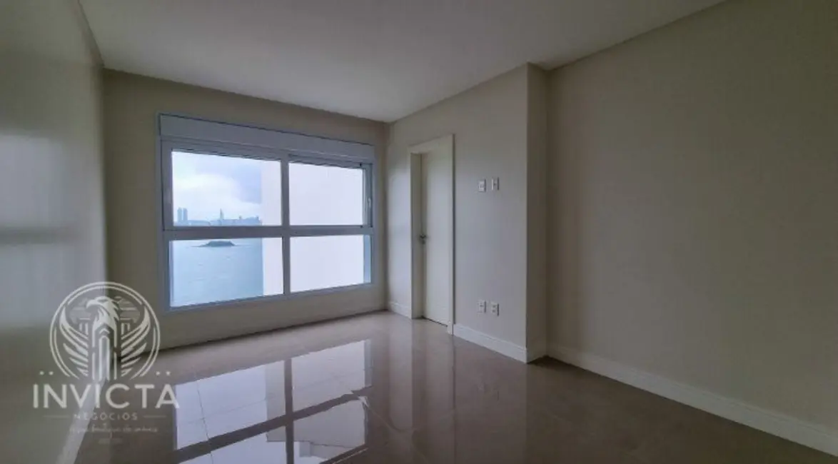 Apartamento com 4 quartos à venda, 161m2 em Pioneiros, Balneario Camboriu - SC - imagem 6 Foto 6 de Apartamento com 4 quartos à venda, 161m2 em Pioneiros, Balneario Camboriu - SC