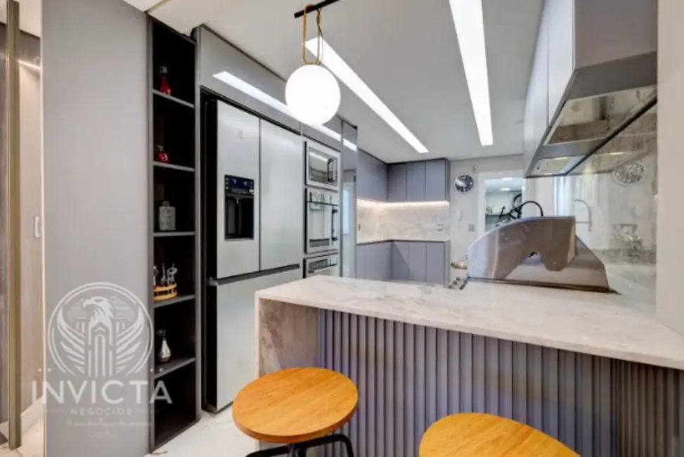 Apartamento com 4 quartos à venda, 192m2 em Centro, Balneario Camboriu - SC - imagem 8 Foto 8 de Apartamento com 4 quartos à venda, 192m2 em Centro, Balneario Camboriu - SC