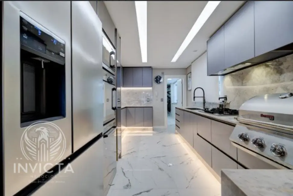 Apartamento com 4 quartos à venda, 192m2 em Centro, Balneario Camboriu - SC - imagem 9 Foto 9 de Apartamento com 4 quartos à venda, 192m2 em Centro, Balneario Camboriu - SC