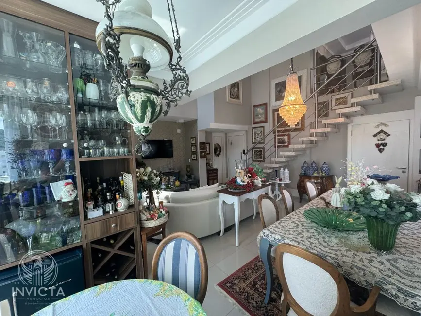 Foto 3 de Apartamento com 3 quartos à venda, 162m2 em Centro, Balneario Camboriu - SC
