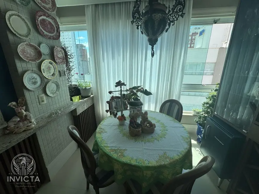 Foto 6 de Apartamento com 3 quartos à venda, 162m2 em Centro, Balneario Camboriu - SC