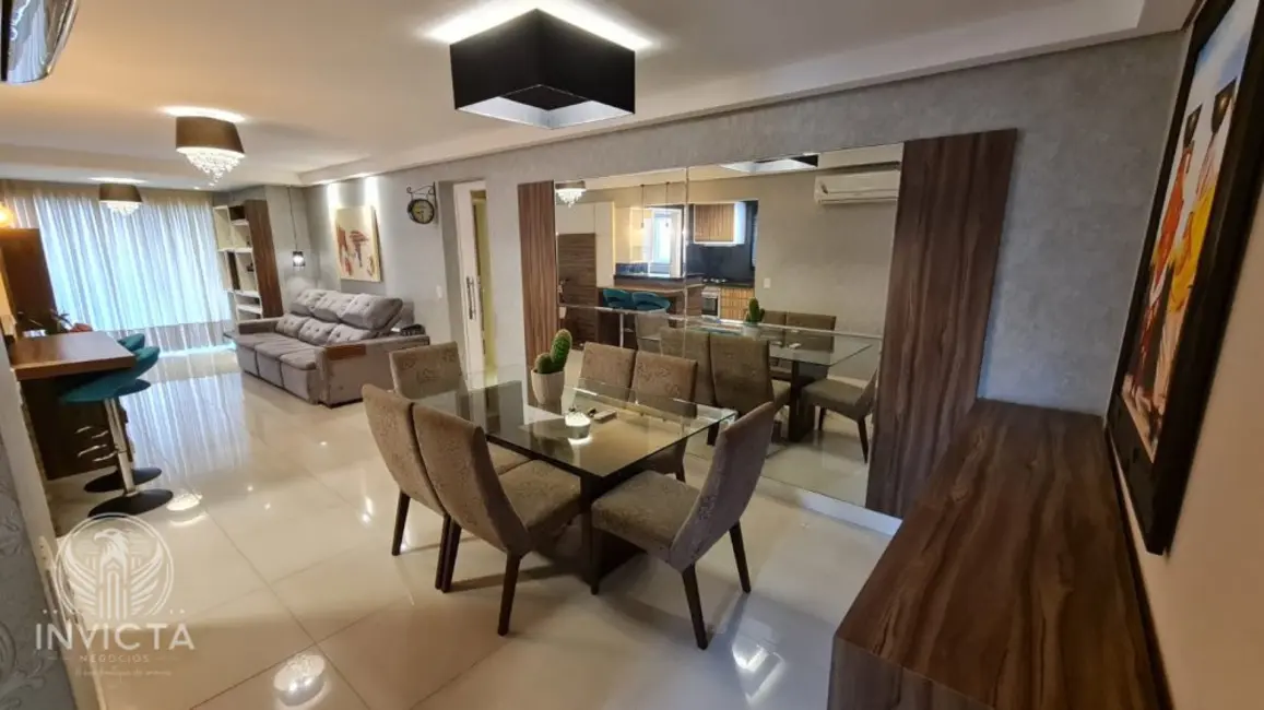 Apartamento com 3 quartos à venda, 123m2 em Centro, Balneario Camboriu - SC - imagem 8 Foto 8 de Apartamento com 3 quartos à venda, 123m2 em Centro, Balneario Camboriu - SC