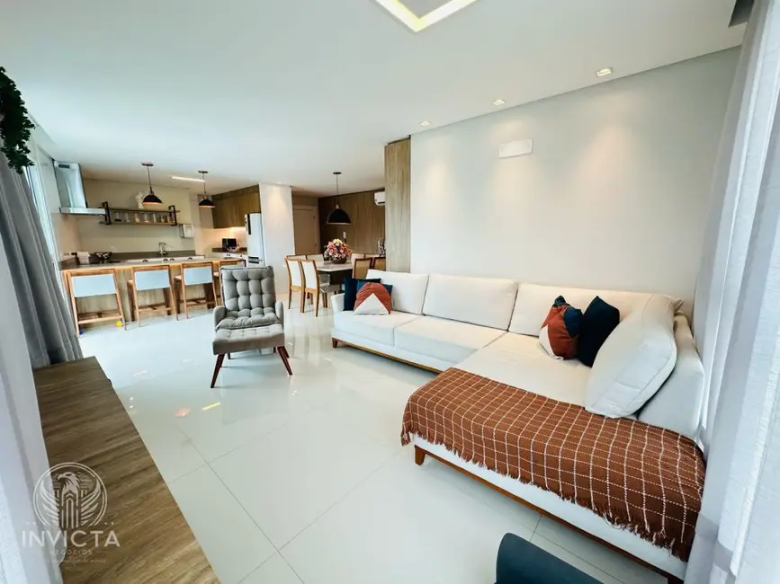 Foto 9 de Apartamento com 3 quartos à venda, 126m2 em Centro, Balneario Camboriu - SC