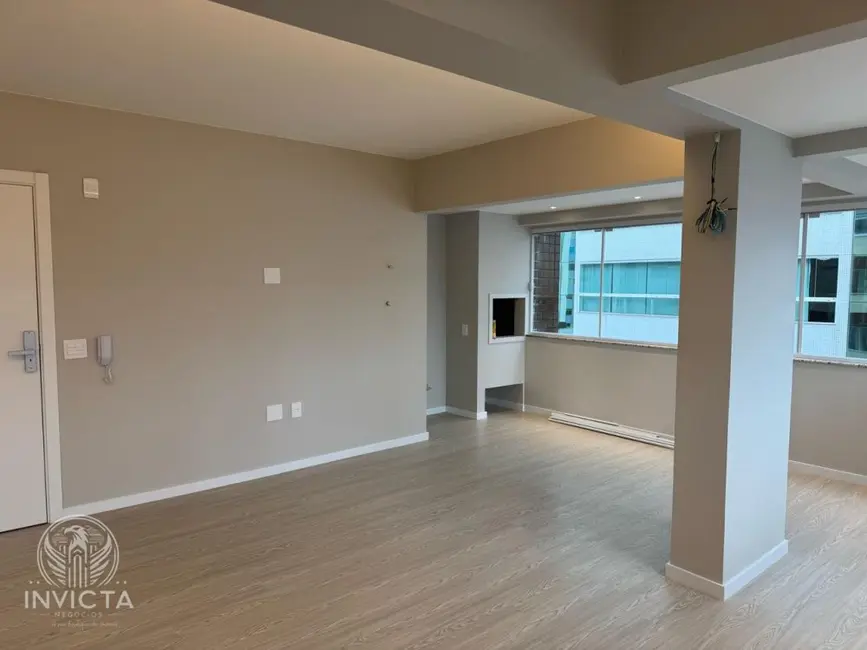 Apartamento com 2 quartos à venda, 76m2 em Centro, Balneario Camboriu - SC - imagem 5 Foto 5 de Apartamento com 2 quartos à venda, 76m2 em Centro, Balneario Camboriu - SC