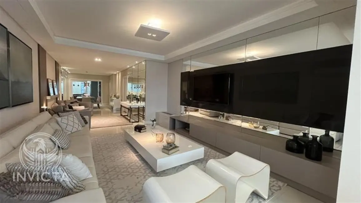 Foto 5 de Apartamento com 3 quartos à venda, 180m2 em Balneario Camboriu - SC