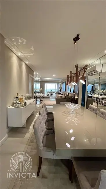 Foto 8 de Apartamento com 3 quartos à venda, 180m2 em Balneario Camboriu - SC