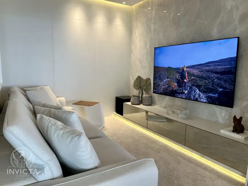 Apartamento com 4 quartos à venda, 313m2 em Centro, Balneario Camboriu - SC - imagem 8 Foto 8 de Apartamento com 4 quartos à venda, 313m2 em Centro, Balneario Camboriu - SC