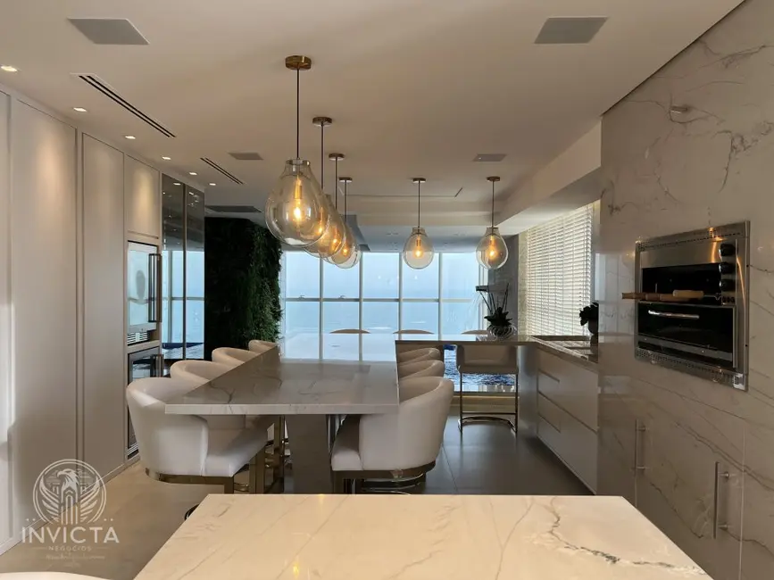 Apartamento com 4 quartos à venda, 313m2 em Centro, Balneario Camboriu - SC - imagem 2 Foto 2 de Apartamento com 4 quartos à venda, 313m2 em Centro, Balneario Camboriu - SC