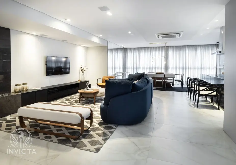 Apartamento com 3 quartos à venda, 167m2 em Centro, Balneario Camboriu - SC - imagem 2 Foto 2 de Apartamento com 3 quartos à venda, 167m2 em Centro, Balneario Camboriu - SC