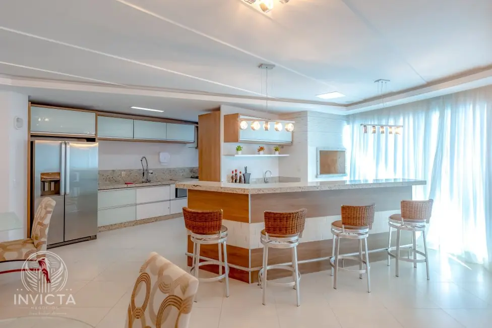 Apartamento com 3 quartos à venda, 131m2 em Centro, Balneario Camboriu - SC - imagem 7 Foto 7 de Apartamento com 3 quartos à venda, 131m2 em Centro, Balneario Camboriu - SC