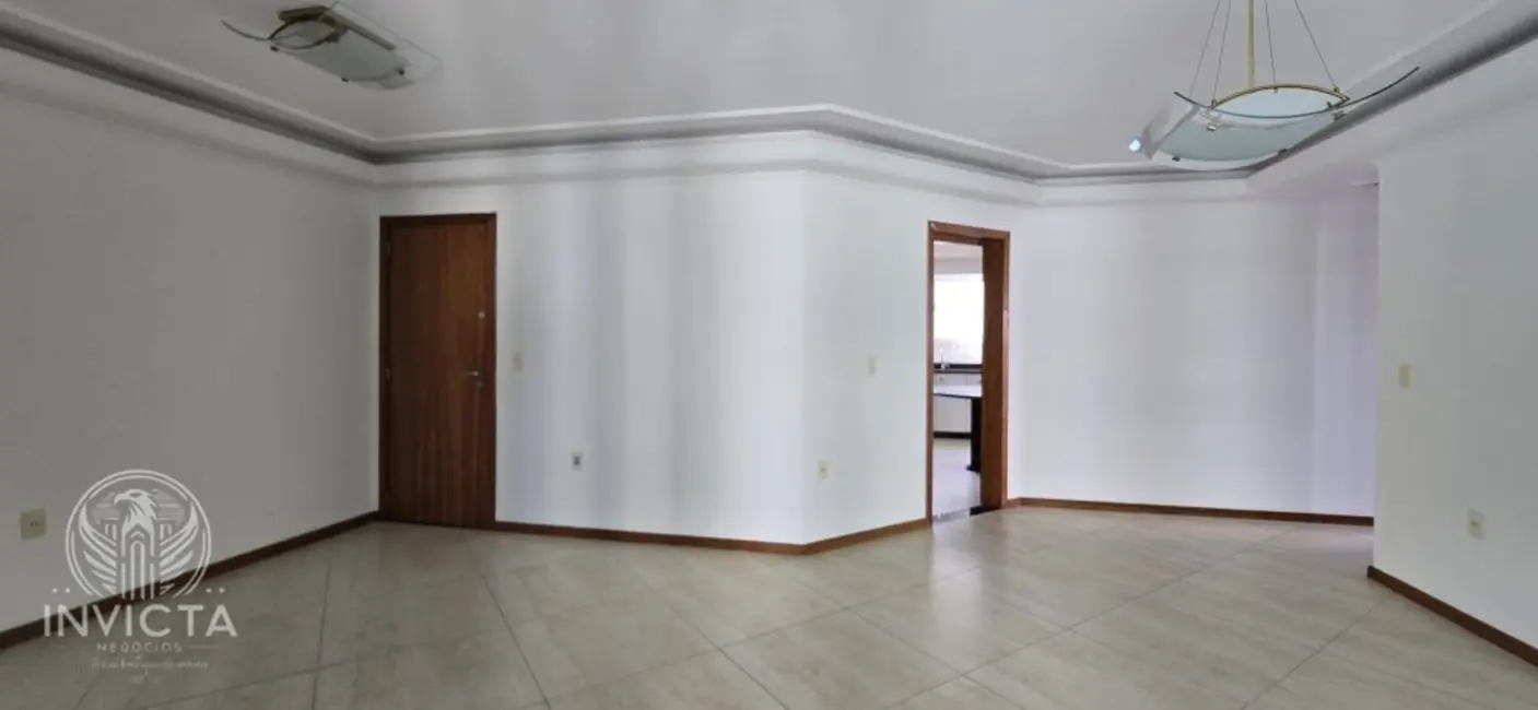 Apartamento com 3 quartos à venda, 115m2 em Centro, Balneario Camboriu - SC - imagem 2 Foto 2 de Apartamento com 3 quartos à venda, 115m2 em Centro, Balneario Camboriu - SC