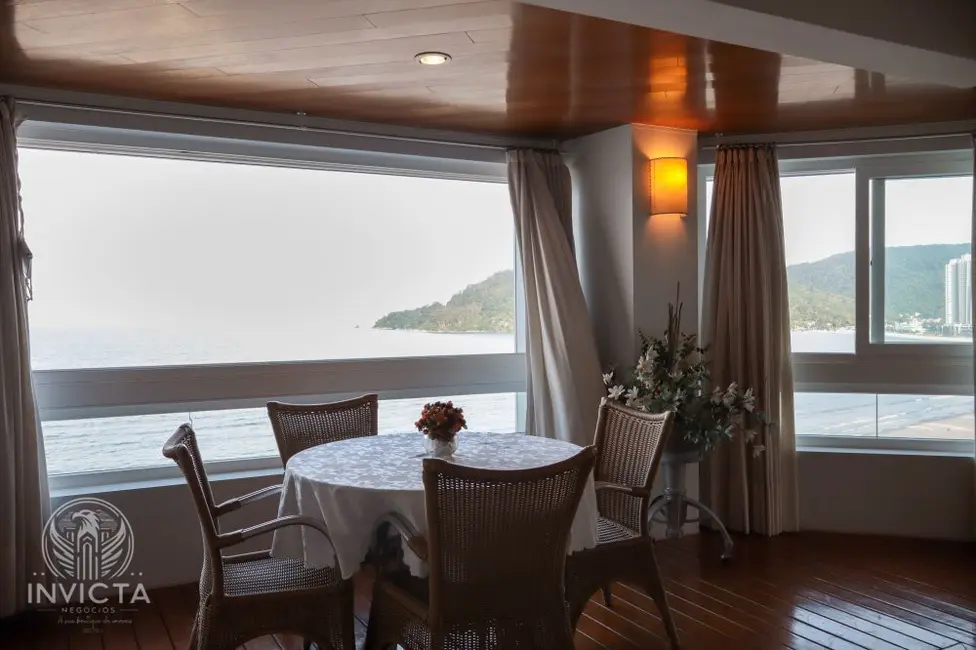Apartamento com 4 quartos à venda, 215m2 em Balneario Camboriu - SC - imagem 7 Foto 7 de Apartamento com 4 quartos à venda, 215m2 em Balneario Camboriu - SC