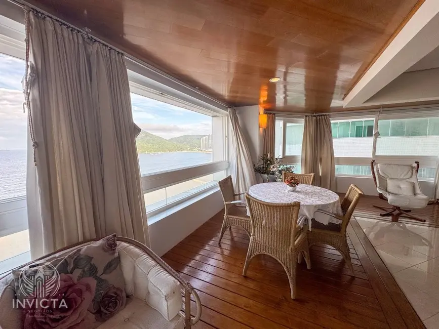 Apartamento com 4 quartos à venda, 215m2 em Balneario Camboriu - SC - imagem 6 Foto 6 de Apartamento com 4 quartos à venda, 215m2 em Balneario Camboriu - SC