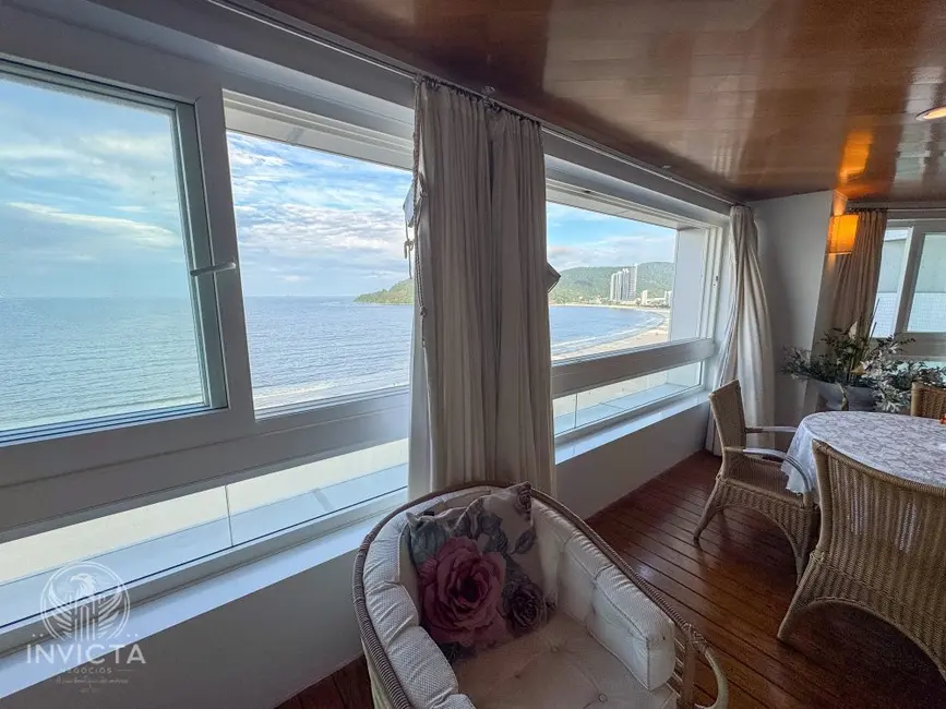 Foto 2 de Apartamento com 4 quartos à venda, 215m2 em Balneario Camboriu - SC