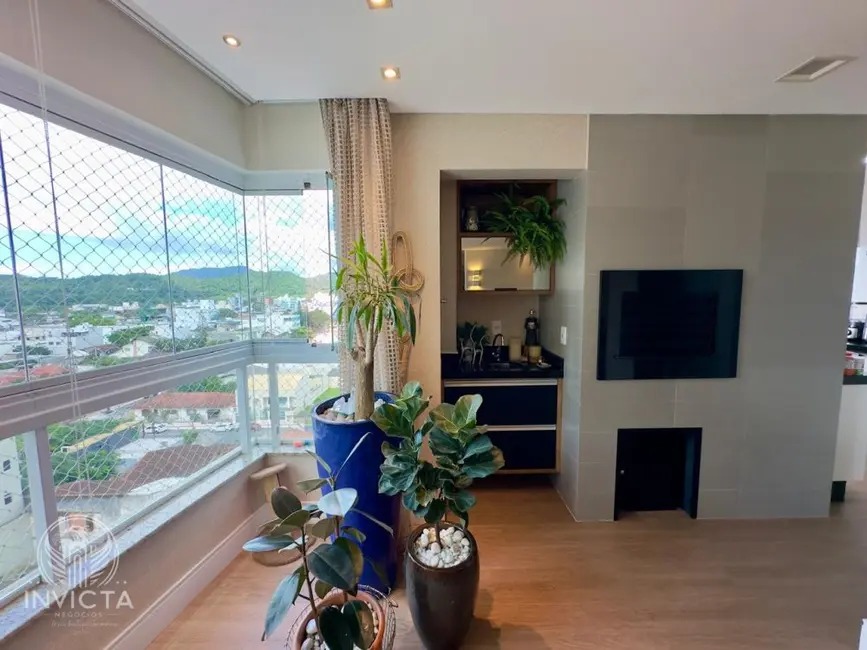 Foto 2 de Apartamento com 3 quartos à venda, 121m2 em Balneario Camboriu - SC