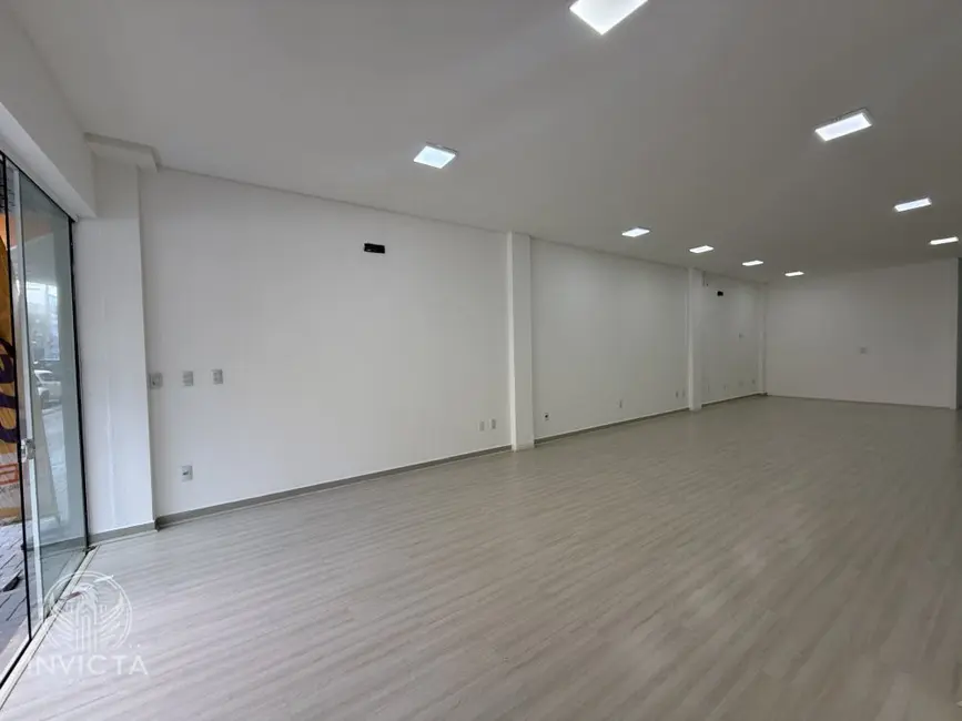 Foto 9 de Sala Comercial para alugar, 150m2 em Meia Praia, Itapema - SC