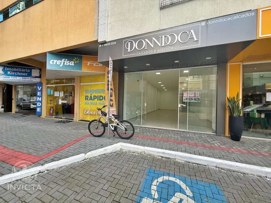 Foto 1 de Sala Comercial para alugar, 150m2 em Meia Praia, Itapema - SC