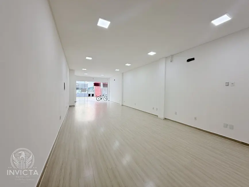 Foto 7 de Sala Comercial para alugar, 150m2 em Meia Praia, Itapema - SC