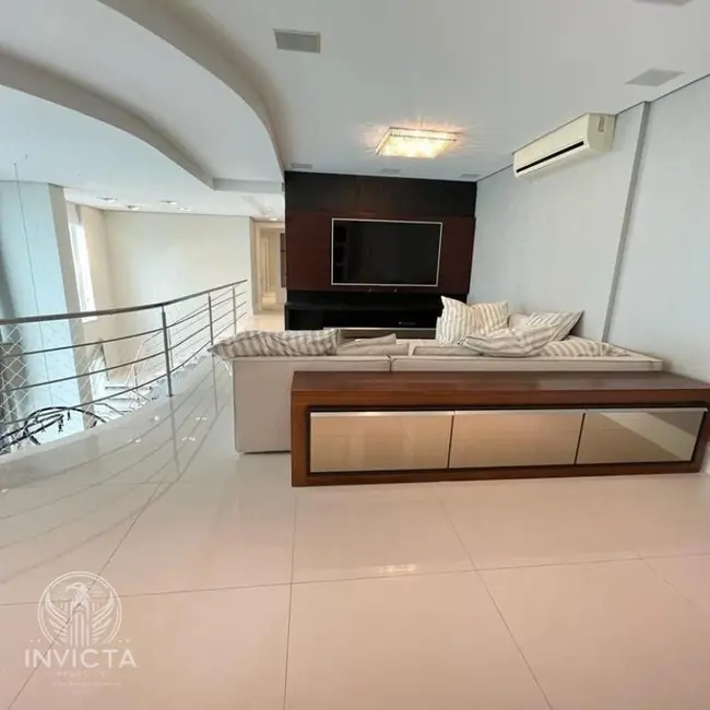 Apartamento com 4 quartos à venda, 223m2 em Centro, Balneario Camboriu - SC - imagem 3 Foto 3 de Apartamento com 4 quartos à venda, 223m2 em Centro, Balneario Camboriu - SC