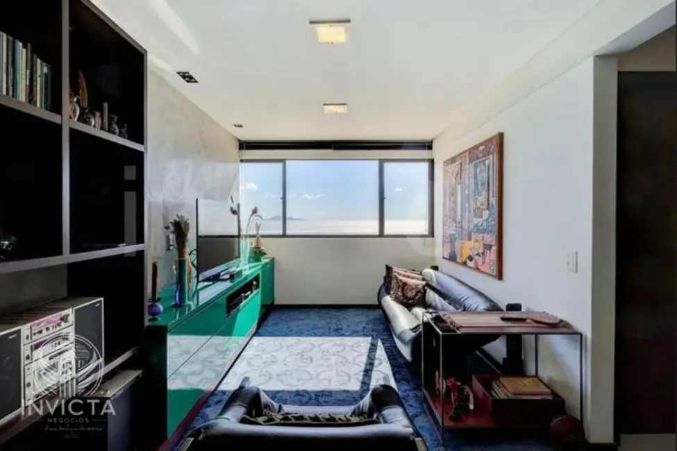 Foto 4 de Apartamento com 1 quarto à venda, 82m2 em Balneario Camboriu - SC